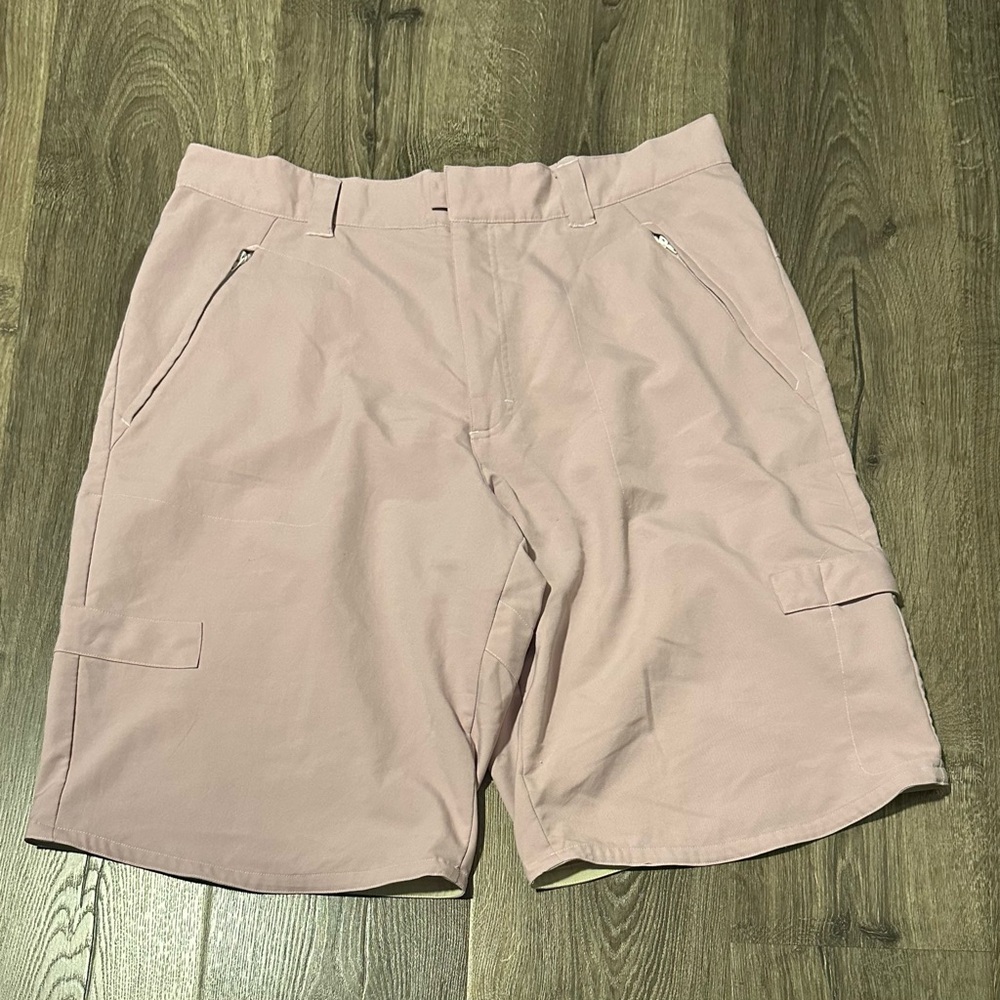 Men's Nike Pink Cargo Shorts Large